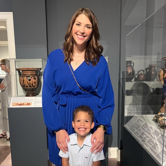 Meet your Posher, Morgan - Picture 2 of 4